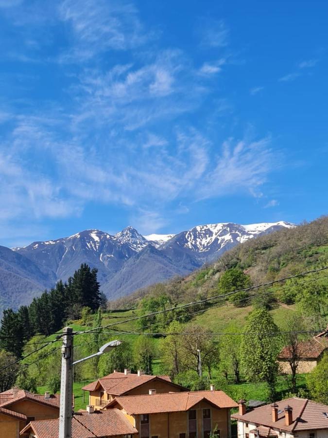Villa La Indefinida à Toranzo Extérieur photo