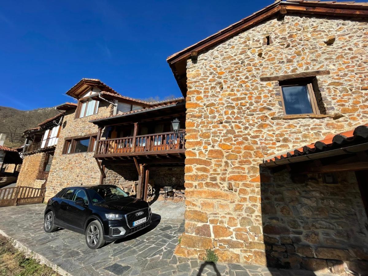 Villa La Indefinida à Toranzo Extérieur photo
